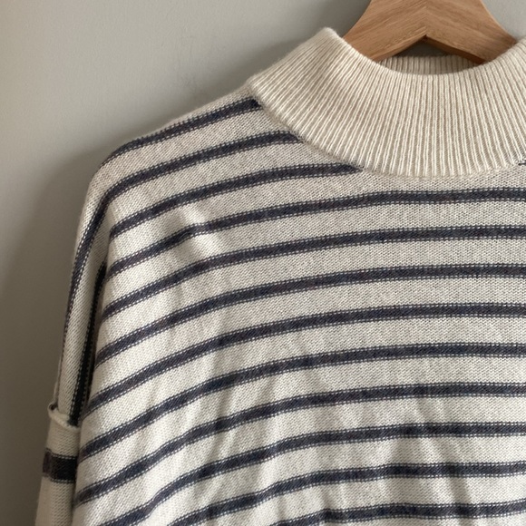 Madewell mockneck cropped stripe sweater Sz medium - Picture 3 of 6